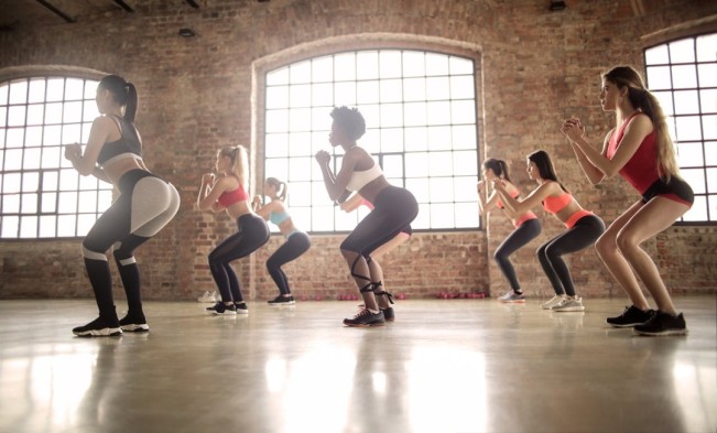 Ilustrasi Squat. (Pexels)